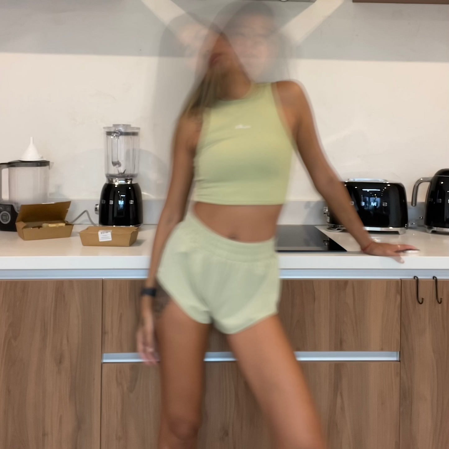 Running vibes top